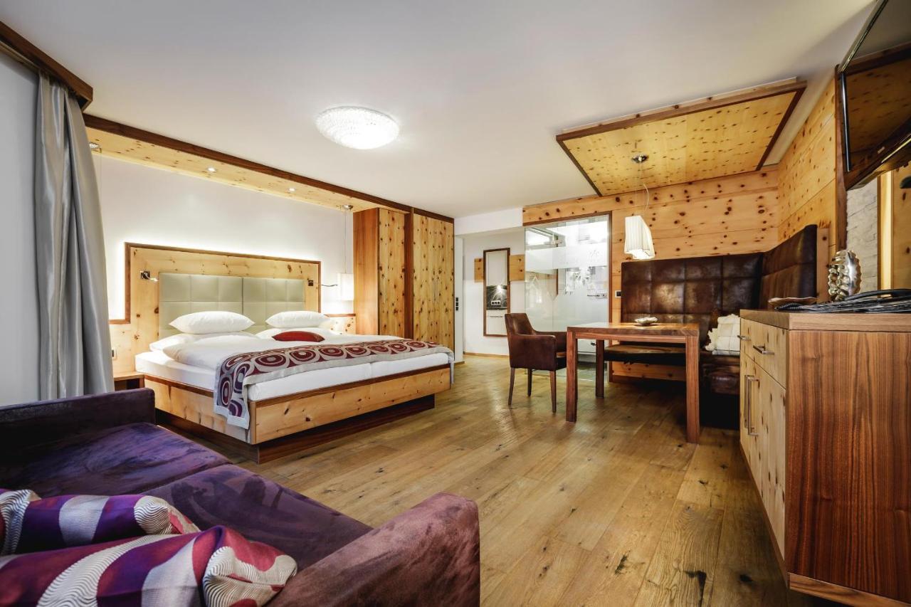 Alpinlounge Raetia Appartements Ischgl Bagian luar foto